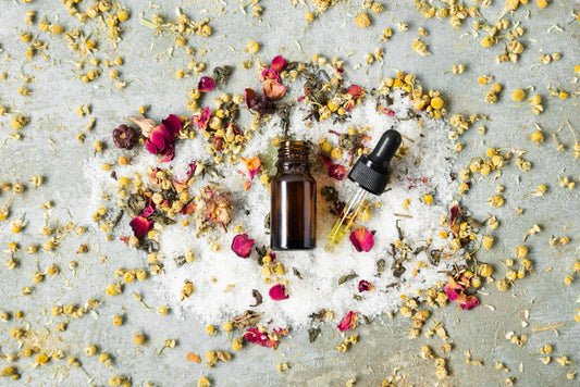 Comment utiliser l'huile essentielle de Rose de Damas ?
