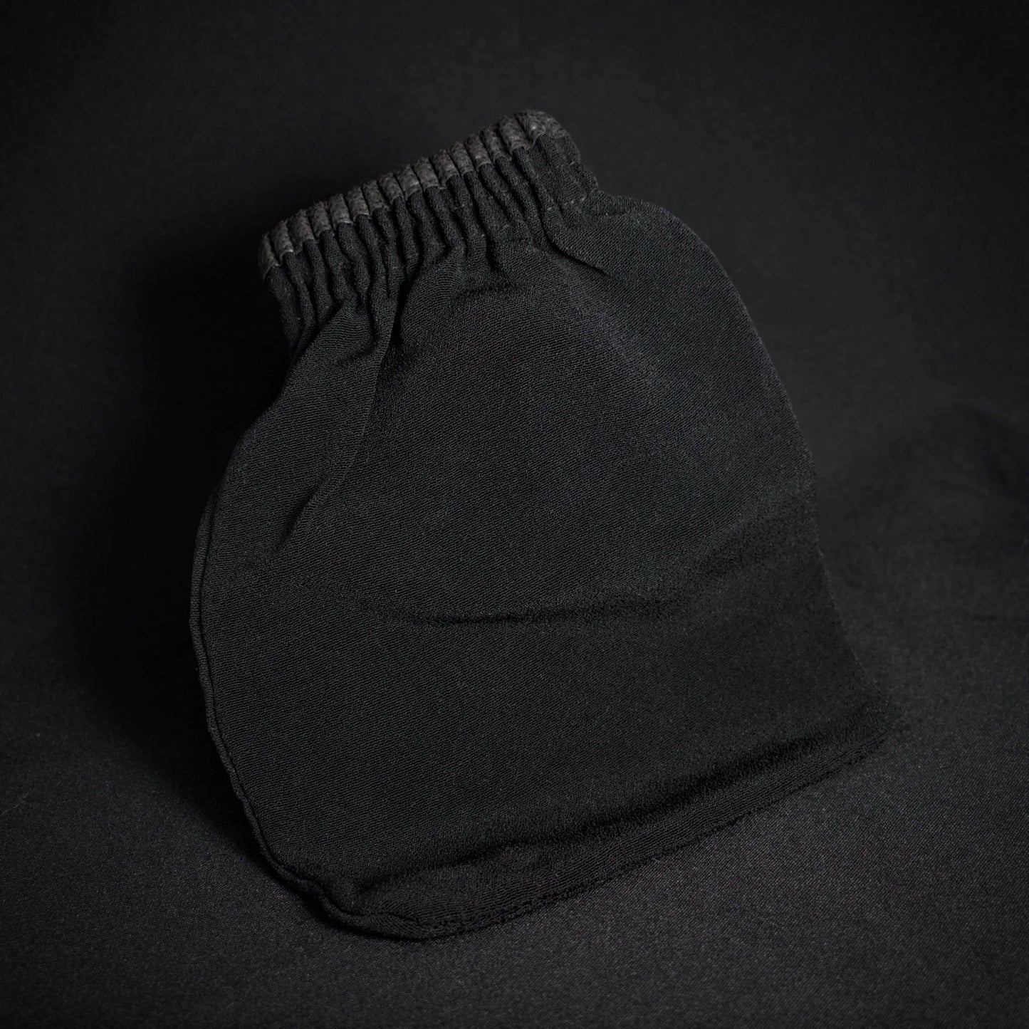 gant exfoliant kessa noir